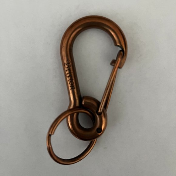 Brixton Latch Key Clip in Brass - Picture 1 of 2